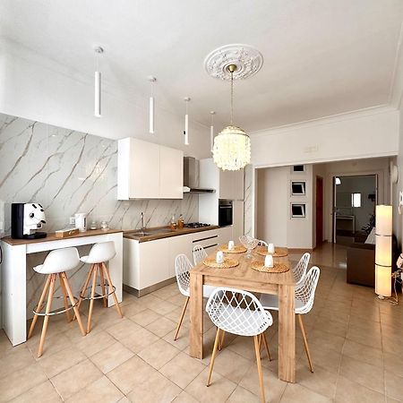 Galasso Apartments Napoli Bagian luar foto