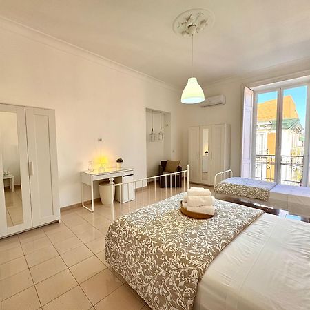 Galasso Apartments Napoli Bagian luar foto