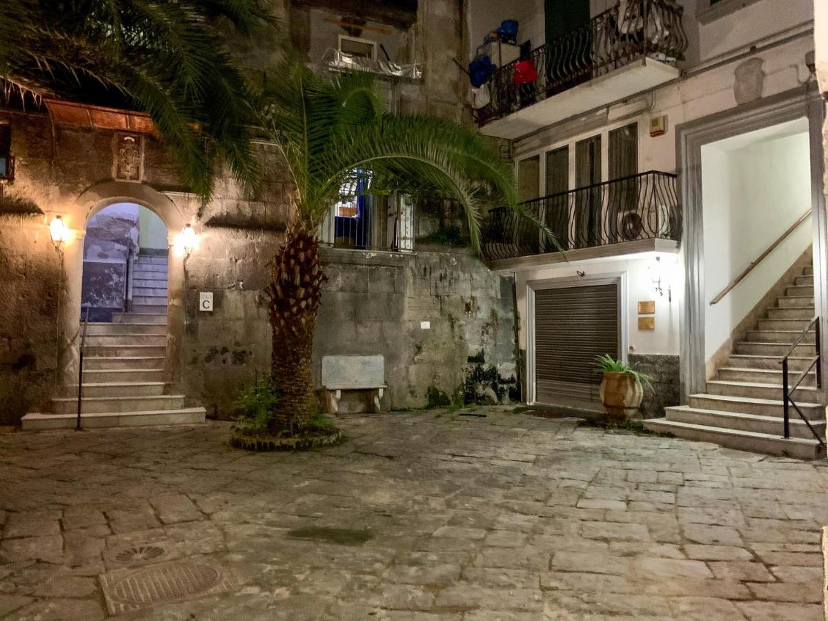 Galasso Apartments Napoli Bagian luar foto