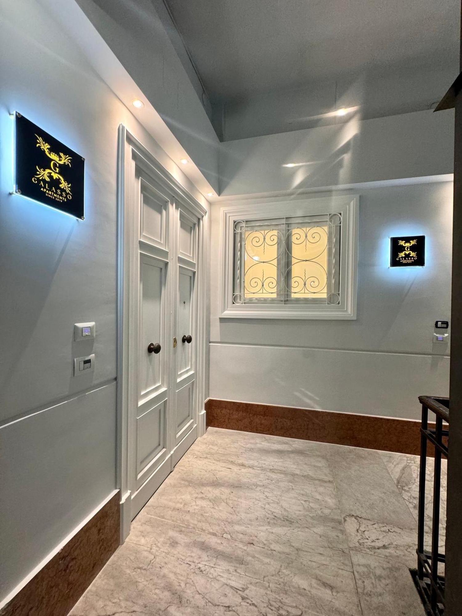 Galasso Apartments Napoli Bagian luar foto