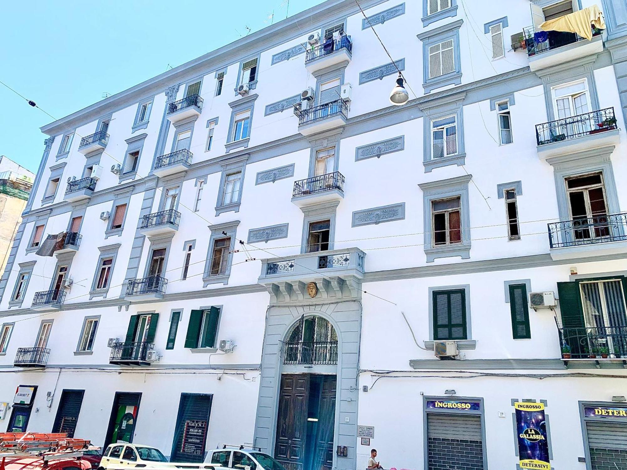 Galasso Apartments Napoli Bagian luar foto