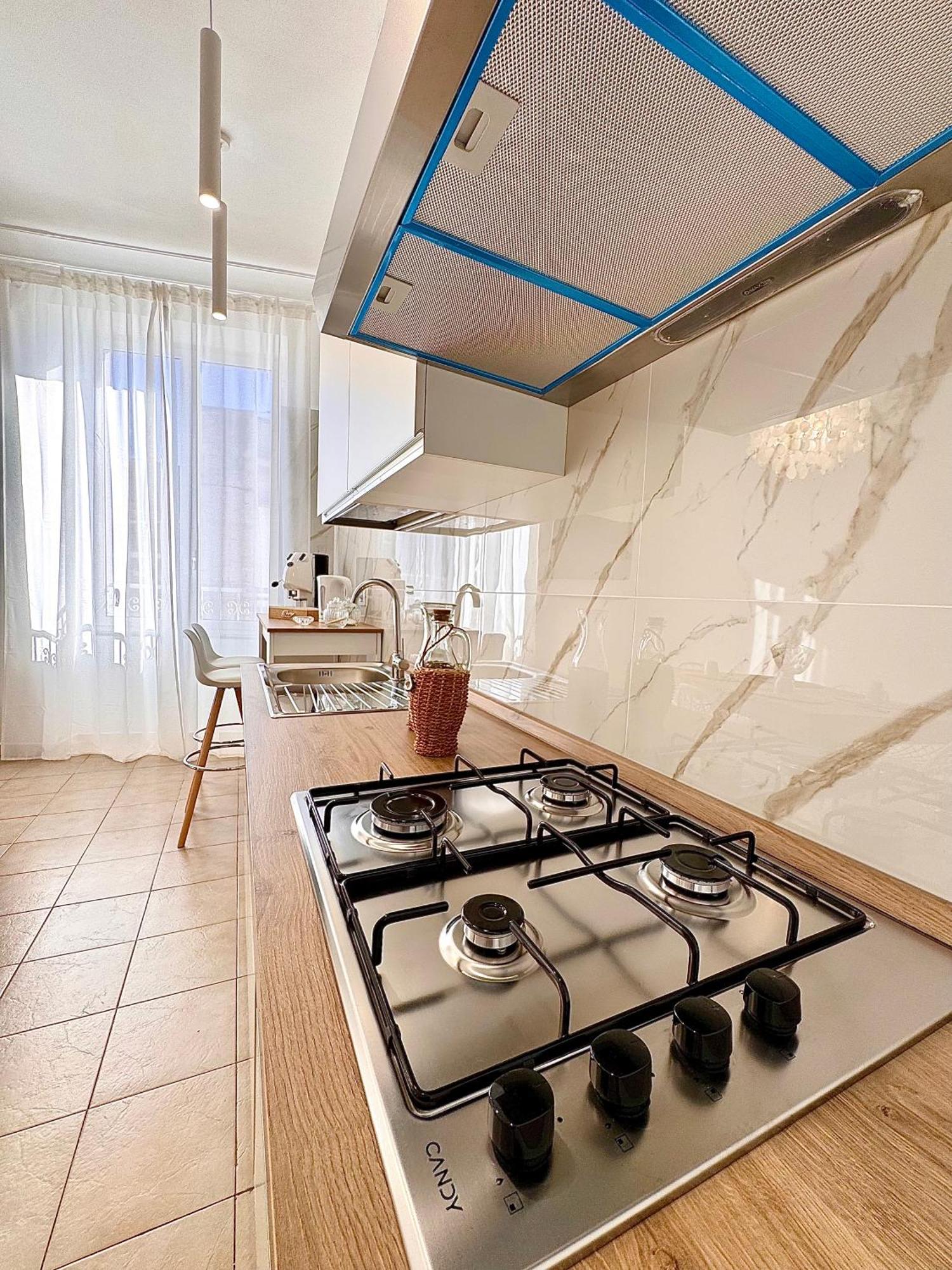Galasso Apartments Napoli Bagian luar foto