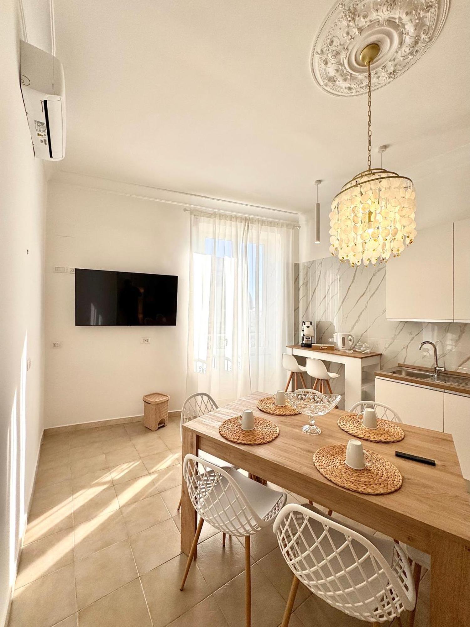 Galasso Apartments Napoli Bagian luar foto