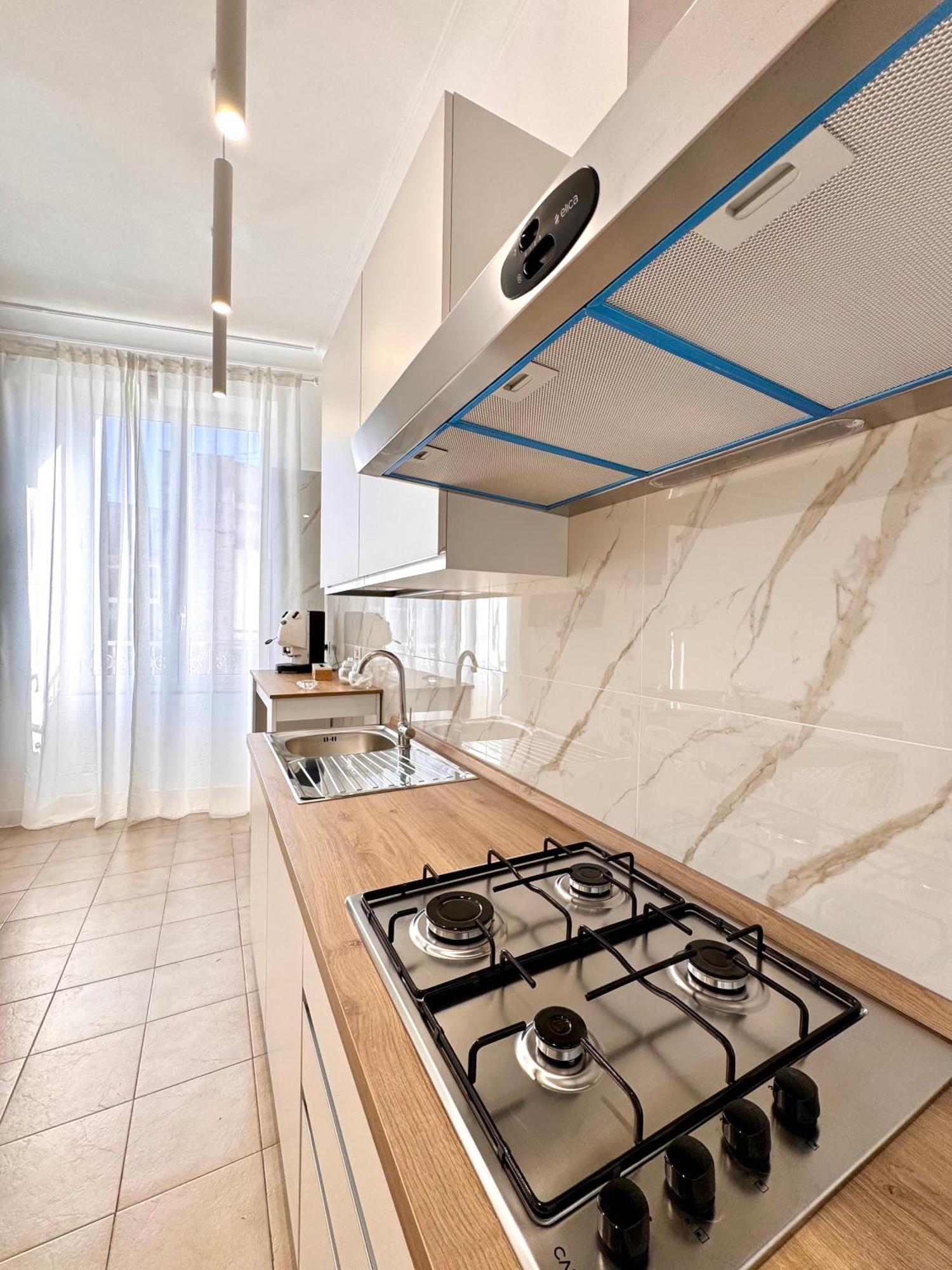 Galasso Apartments Napoli Bagian luar foto