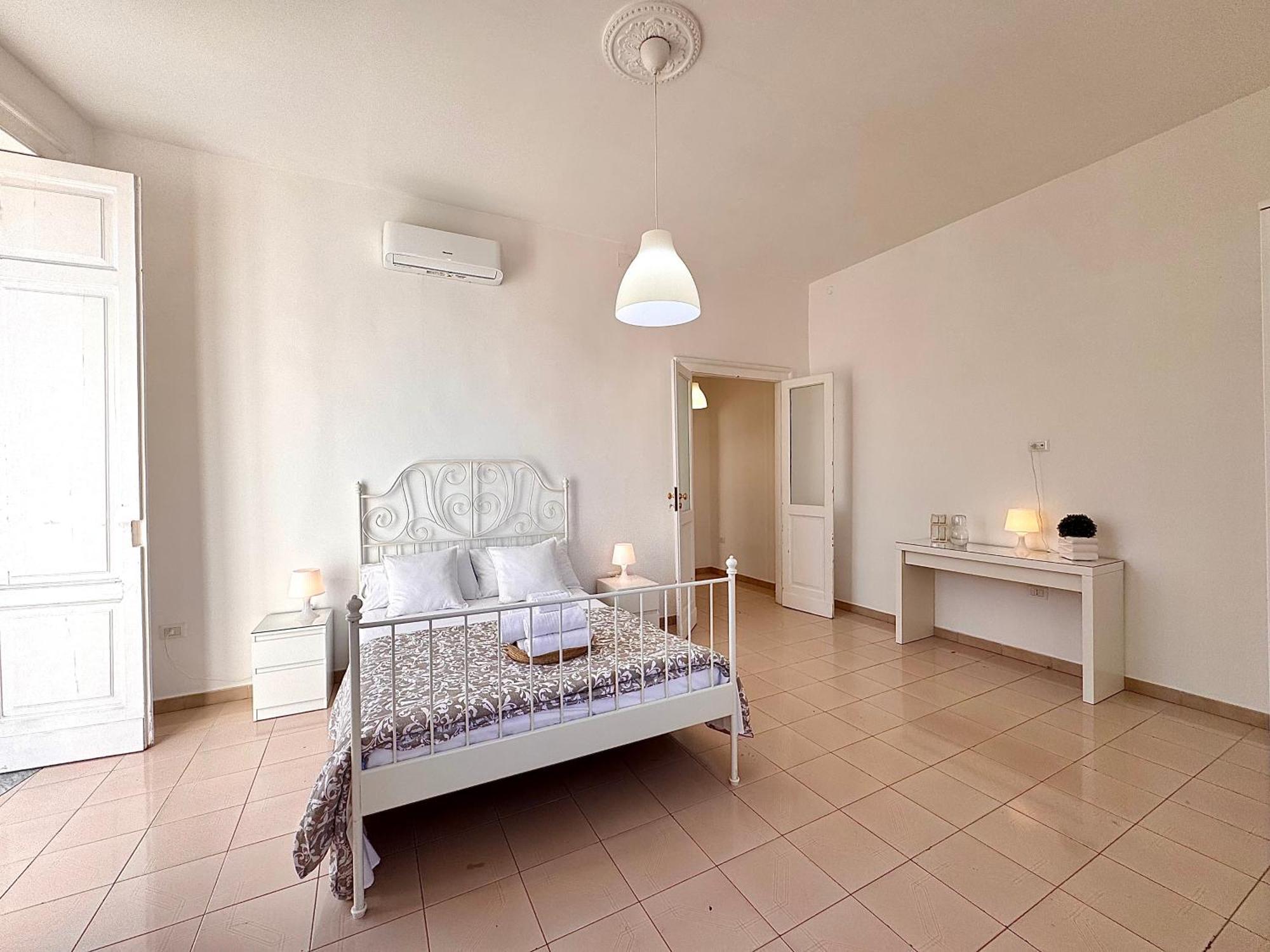 Galasso Apartments Napoli Bagian luar foto