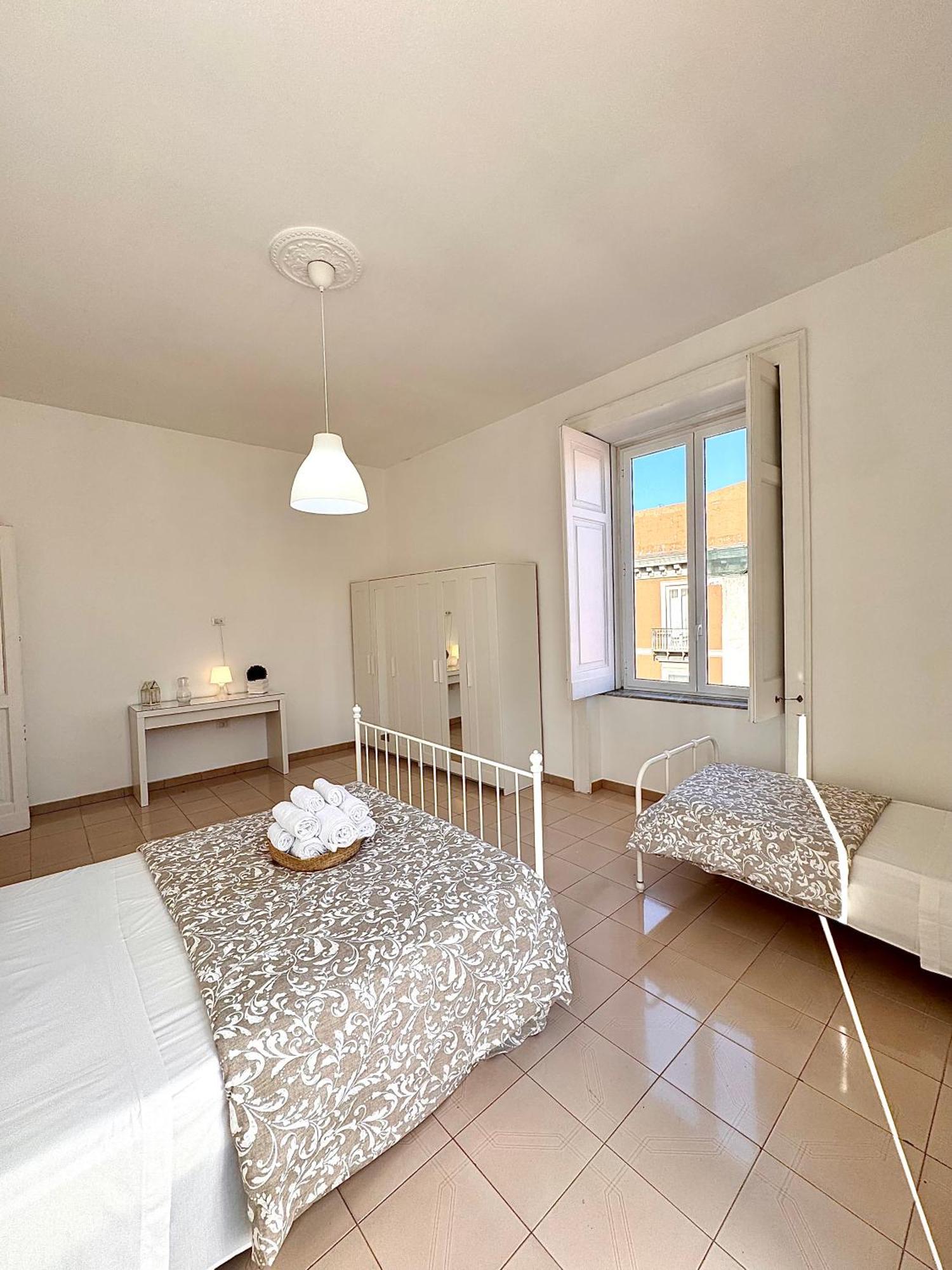Galasso Apartments Napoli Bagian luar foto