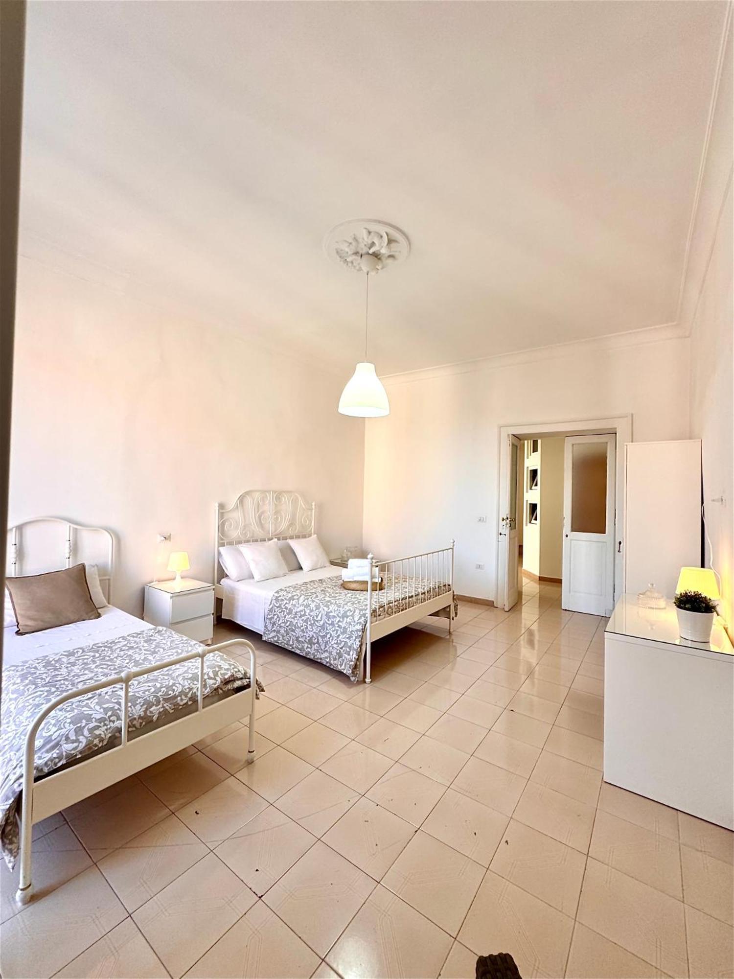Galasso Apartments Napoli Bagian luar foto