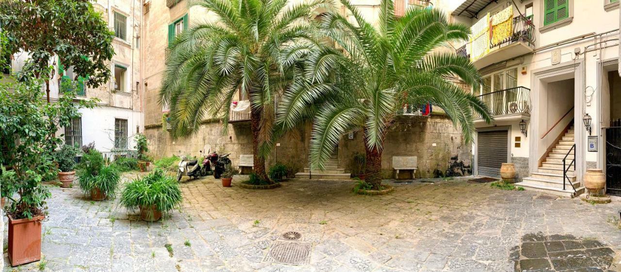 Galasso Apartments Napoli Bagian luar foto
